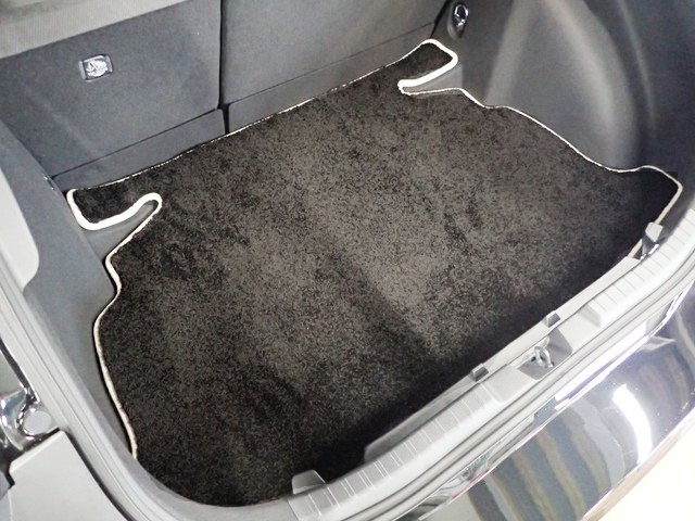 トヨタ カローラ スポーツ ガソリン - 4