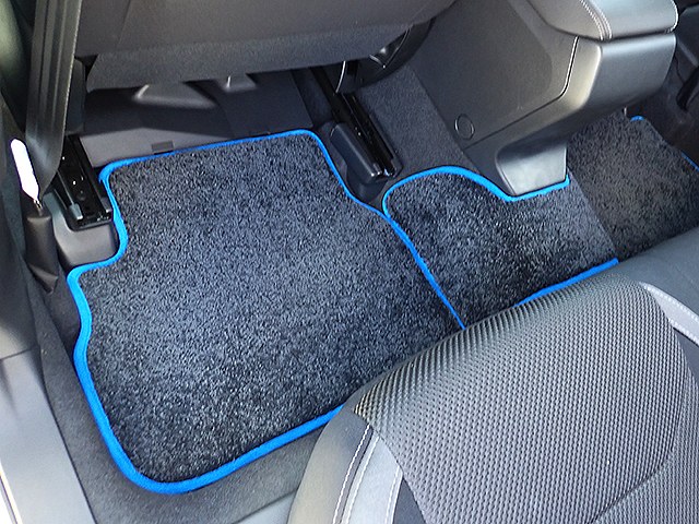 スバル インプレッサスポーツ ハイブリッド(e-Boxer) - 3