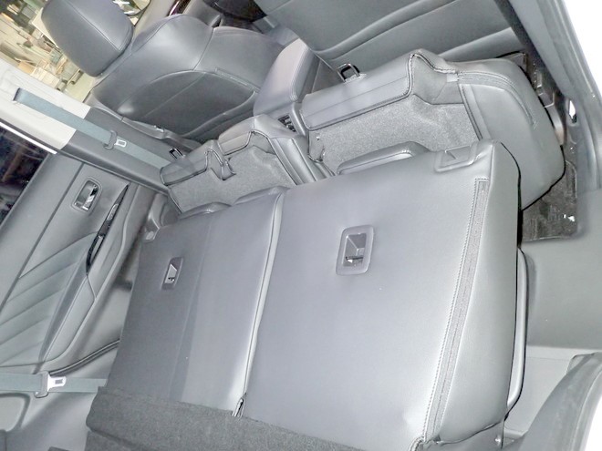 アウトランダー PHEV (EM-0769) - 4