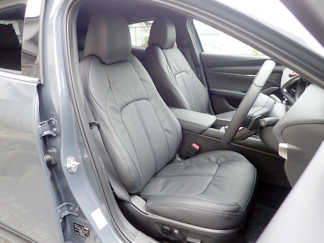 MAZDA3 ファストバック (EZ-7060)