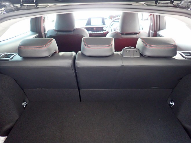 プリウス PHEV (ET-1226) - 4